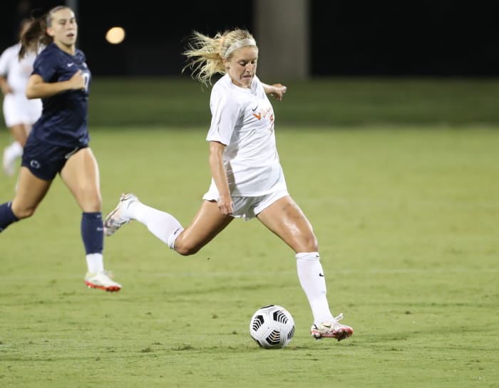 Alexa Spaanstra Virginia Cavaliers women's soccer
